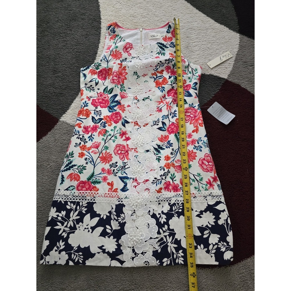 Eliza J Floral Dress Women's 10 White Blue 3D‎ Applique Sleeveless Sheath NWT